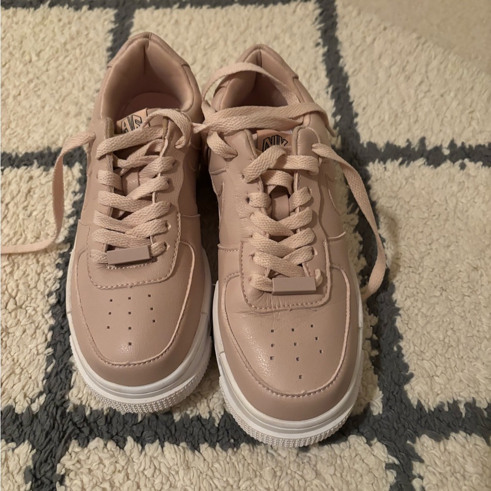 Nike Air Force 1 Pixel 🌸 - Picture 7 of 8